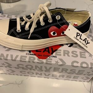 Converse Comme des Garçon unisex sneakers M7/W9 Brand new! Never worn